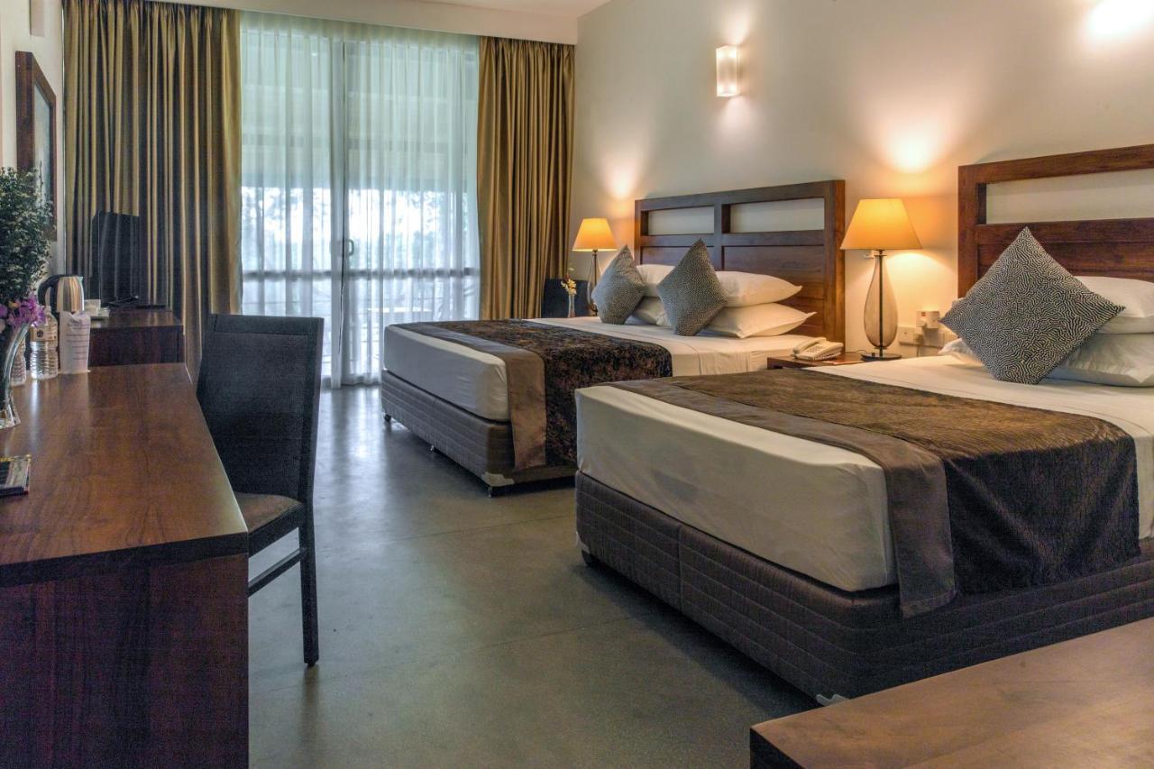 Earls Rajarata Otel Anuradhapura Dış mekan fotoğraf