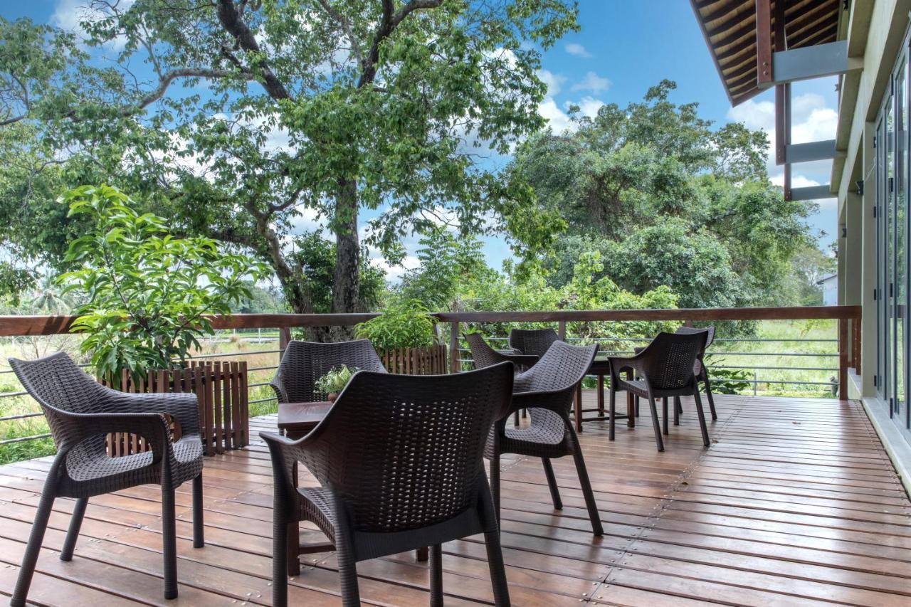 Earls Rajarata Otel Anuradhapura Dış mekan fotoğraf
