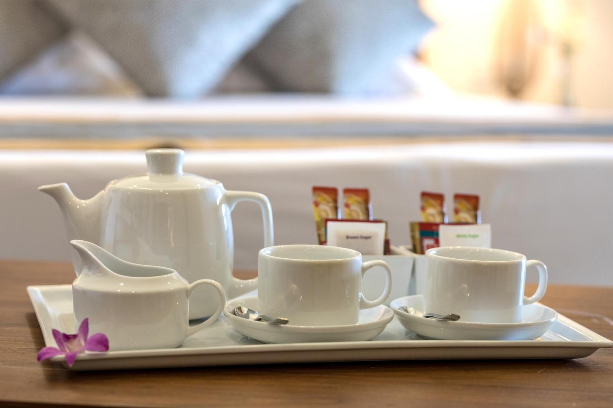 Earls Rajarata Otel Anuradhapura Oda fotoğraf