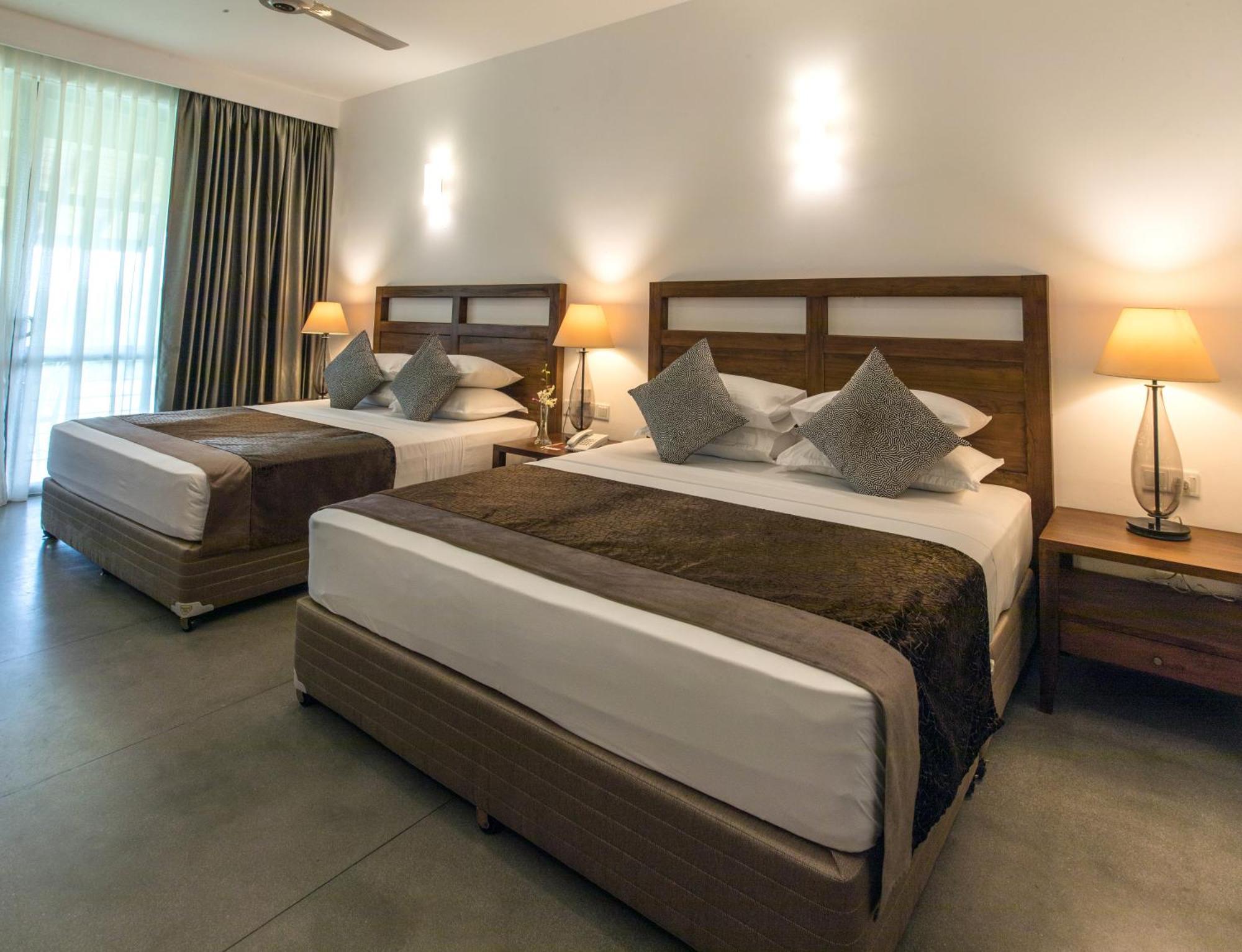 Earls Rajarata Otel Anuradhapura Oda fotoğraf